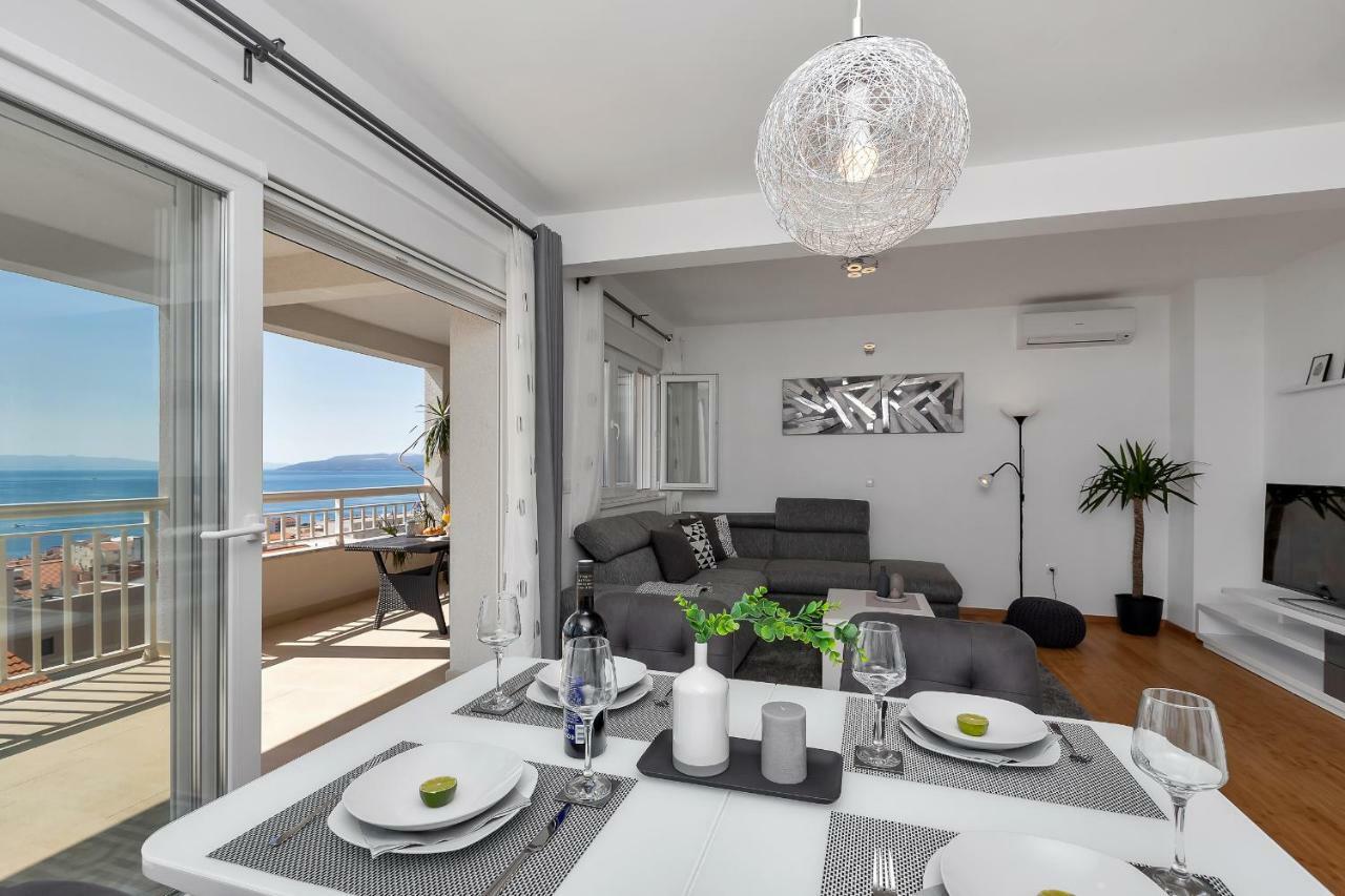 Apartment Silver *